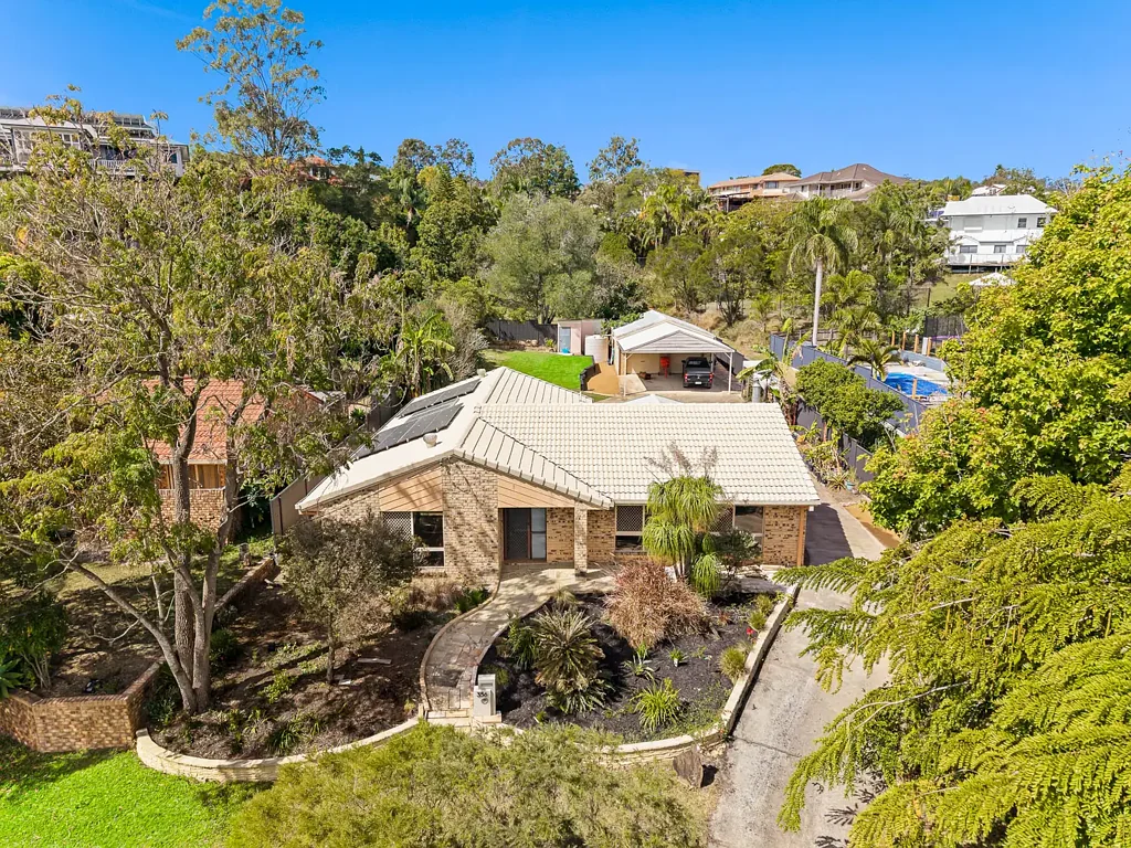 Shailer Park 4 Bedroom Spacious Family Living on 990m2