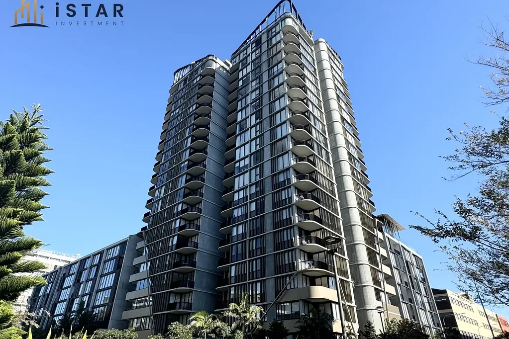 Bright & Spacious Fully Furnished 3-Bedroom Apartment with Excellent Convenience
