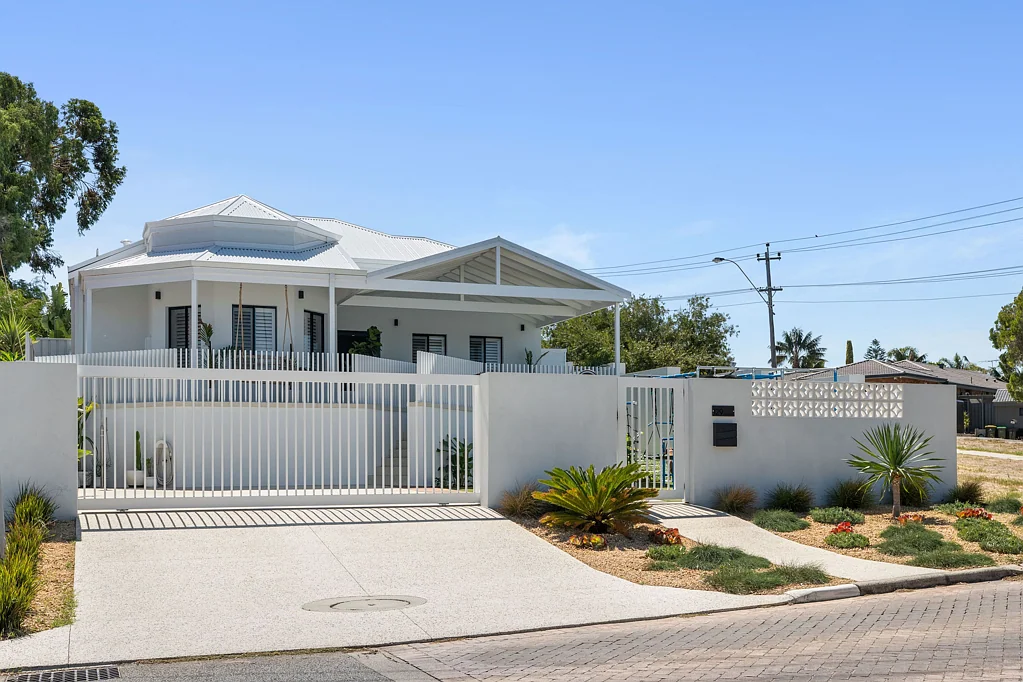 129 High Street, Sorrento, WA 6020