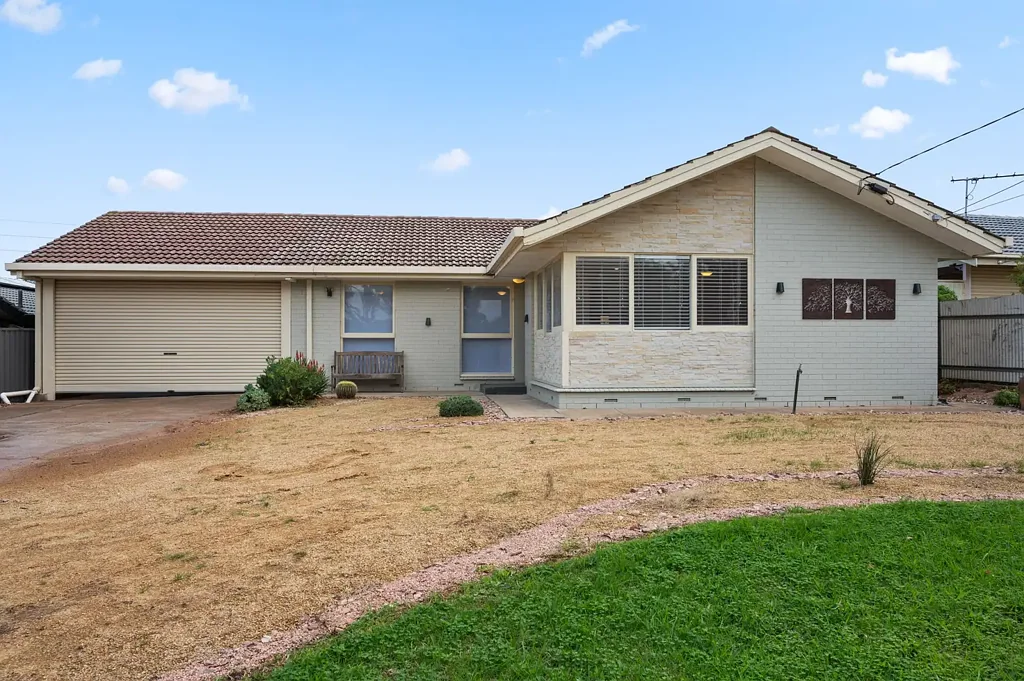 Comfortable 3-Bedroom Living with Ample Parking in Hackham