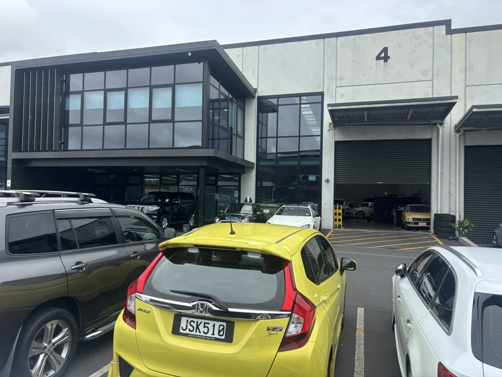 Westgate VERY COMPETITIVE RENT