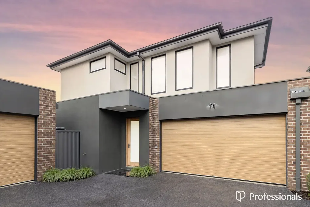 Doncaster East 4ਬੈੱਡਰੂਮ Zoned for Doncaster East Secondary & Beverley Hills