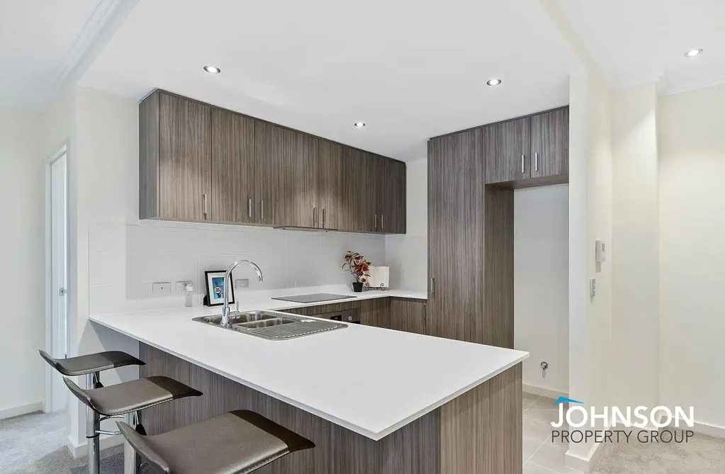 Unfurnished - Modern 2-Bed, 2-Bath Apartment in Prime Inner-City Location