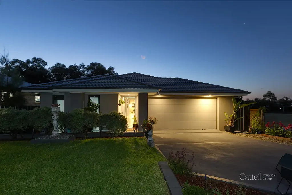 Rutherford 4房  Stylish Family Living in a Sought-After Neighbourhood