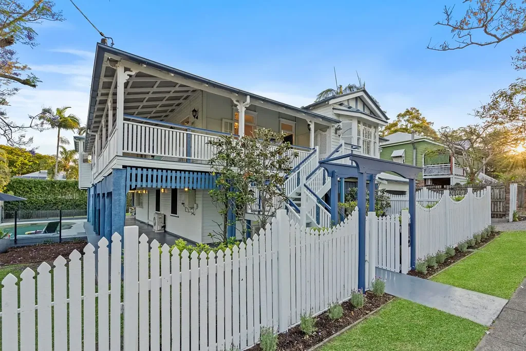 Yeronga 6બેડરૂમ The Definitive Family Home - Original Queenslander!