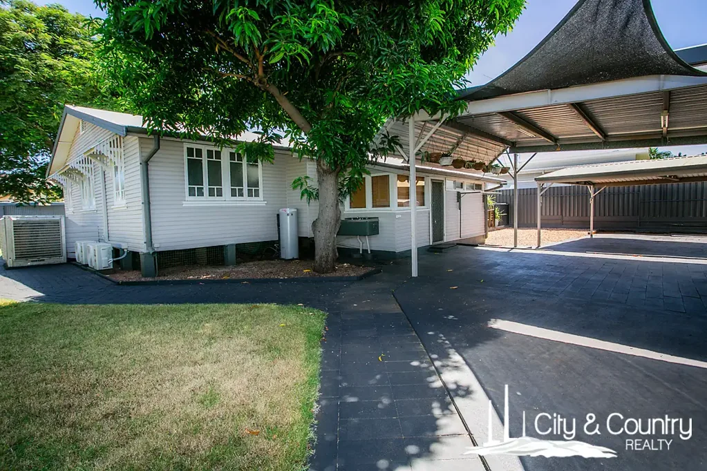 Mount Isa 3 Bedroom Home Is Where The Heart Is On Harban!
