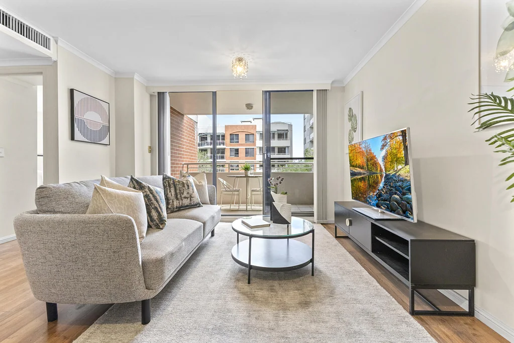 Hornsby 1chambre Secure contemporary living, steps from everything Hornsby has to offer