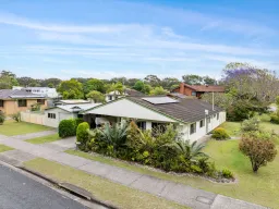 44 Marine Parade, Stuarts Point