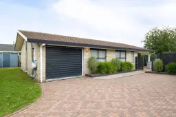 16A Howden Road, Fairfield