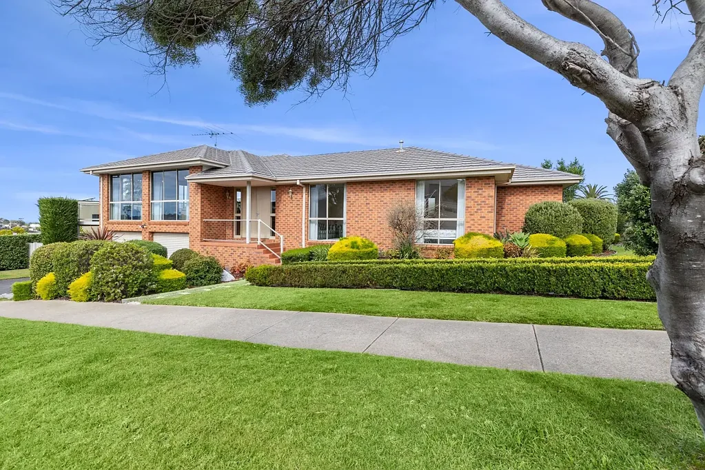 48 Ocean View Crescent, Torquay, VIC 3228