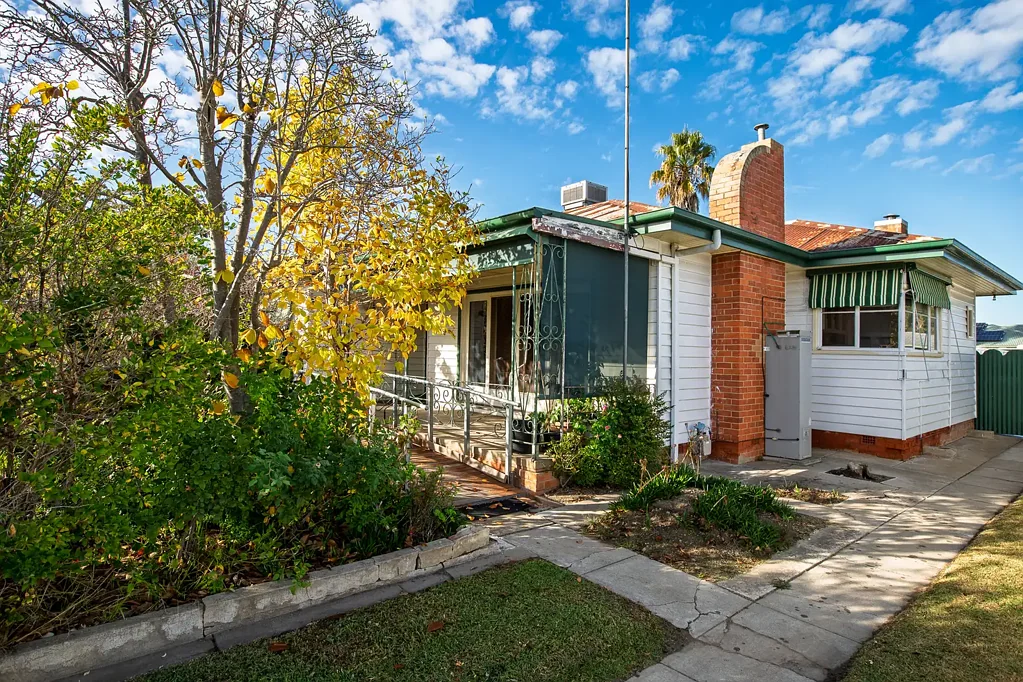 North Albury 3 Bedroom A Home Full Of Warmth, Charm & Possibility