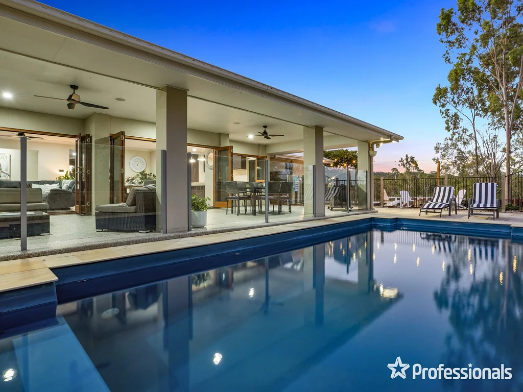 4 Prince Of Wales Court, Mundoolun, QLD 4285