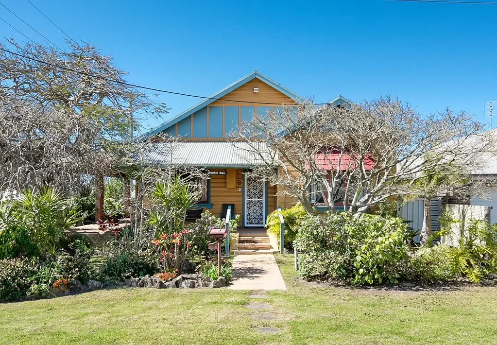 2 Hall Street, Belmont, NSW 2280