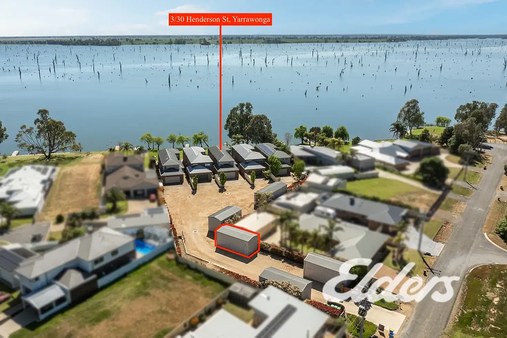 Yarrawonga 4બેડરૂમ Spacious & Affordable Waterfront Living – Lake Mulwala Townhouse