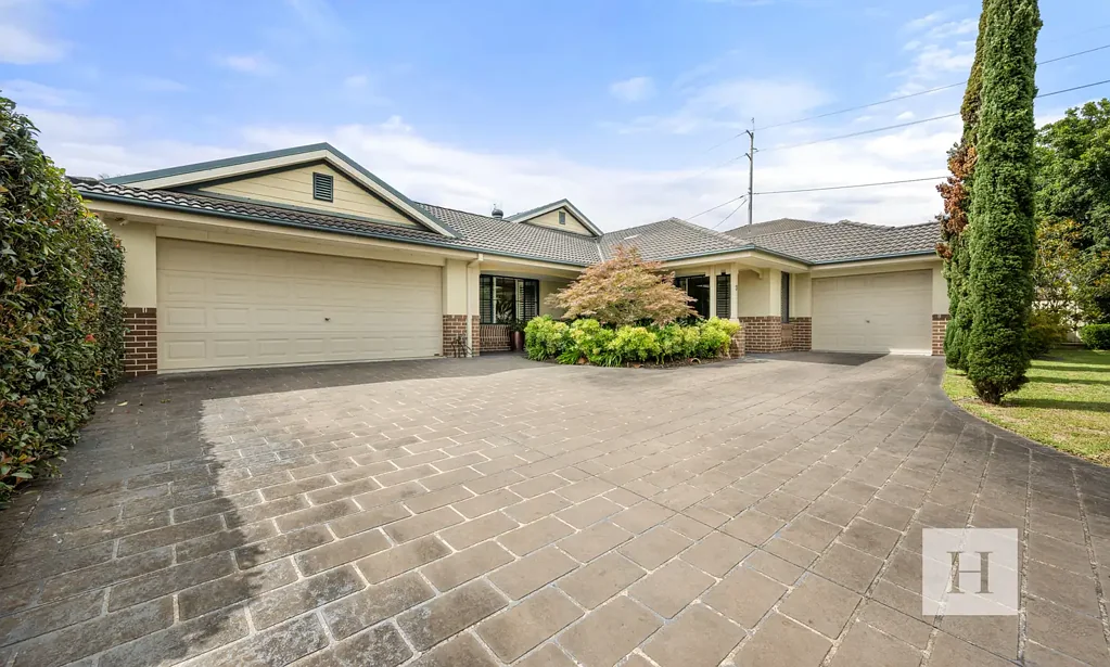 3 Mountain View Drive, Woongarrah, NSW 2259