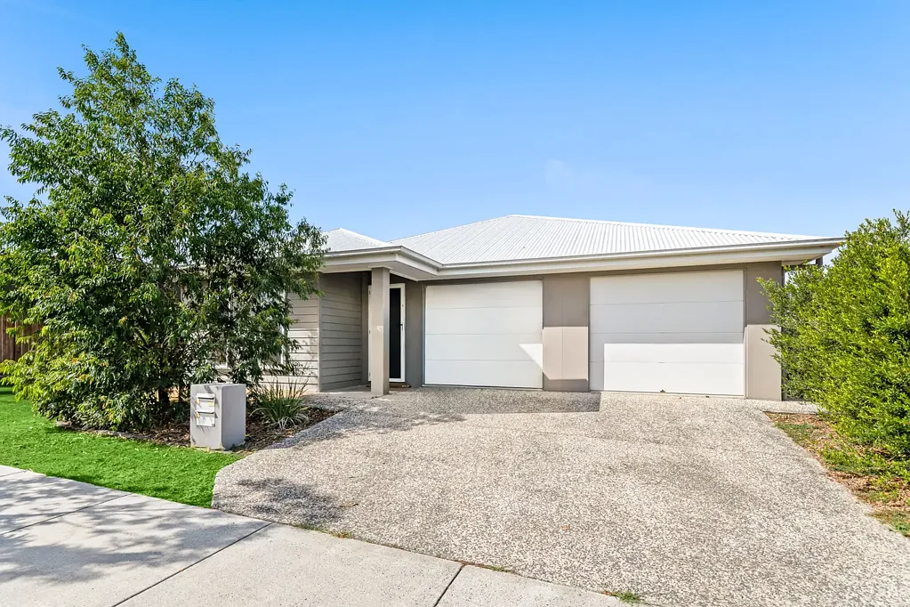 Ripley 5房 双钥匙物业 452sqm占地 灵活双收入 高增长潜力 步行生活便利 Dual Key Opportunity - Live In, Invest or Both on 452sqm