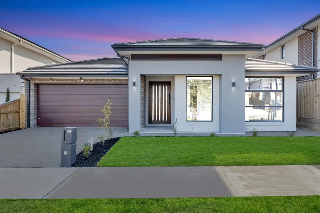 Modern Family Living with Space, Style & Convenience