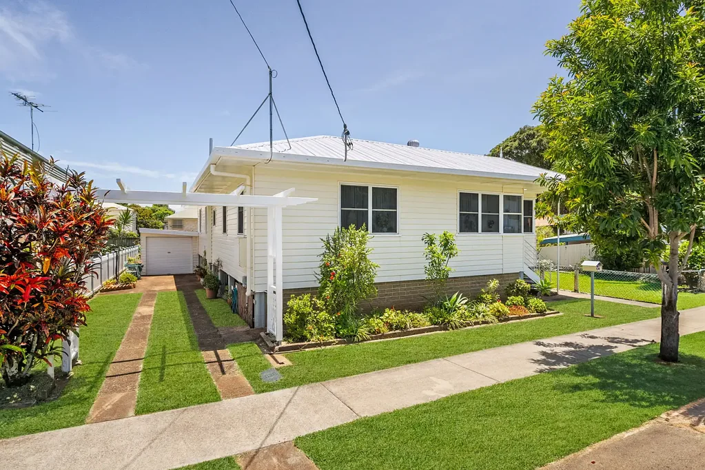4 Wyllie Street, Redcliffe, QLD 4020