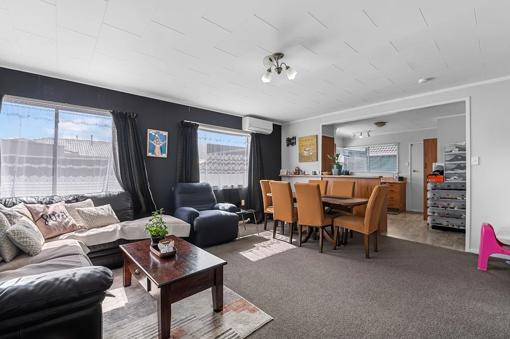 Glenholme 2房  Motivated Vendor, Bring all offers.