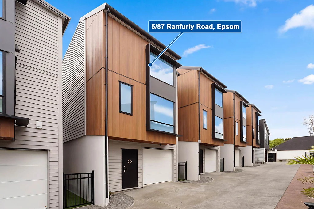 Epsom 4침실 Modern, Freehold & in DGZ