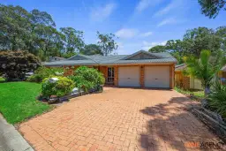 13 Tupelo Grove, Menai