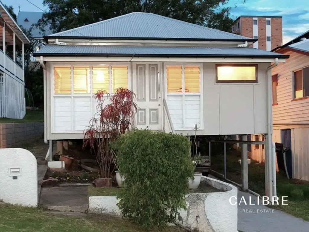 Character Cottage with Air Conditioning