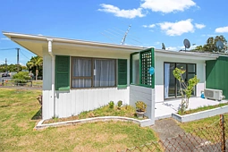 1/81 White Swan Road, Mount Roskill