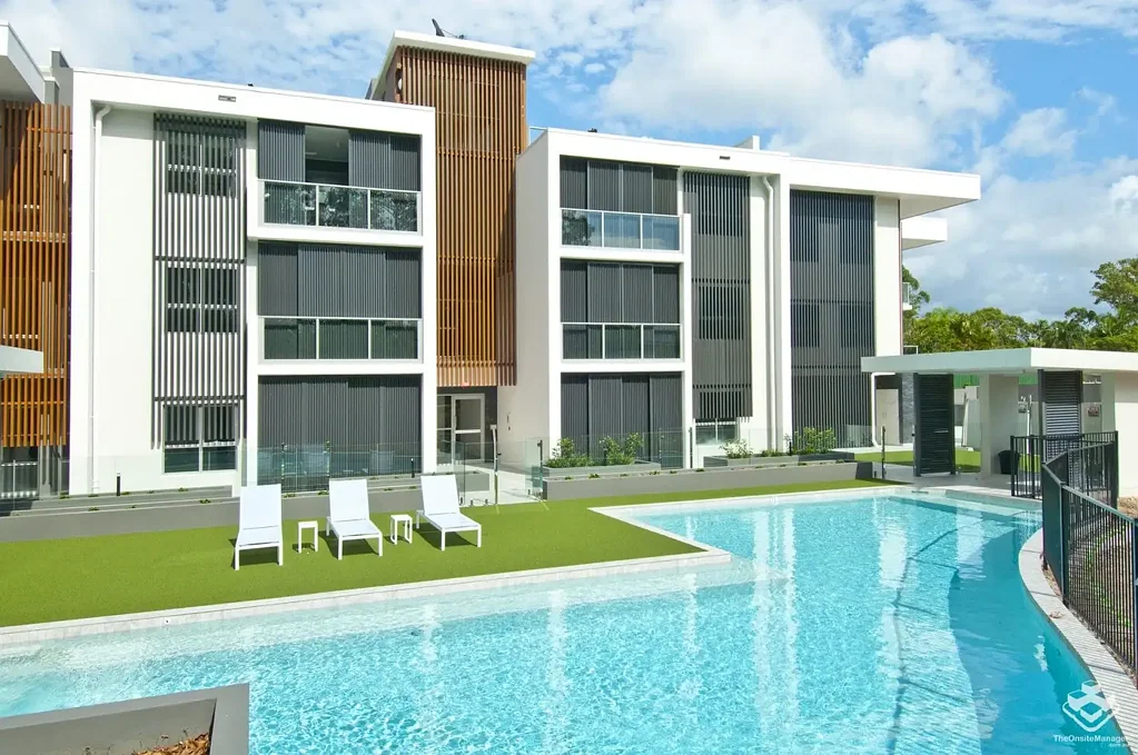 AVAILABLE SOON - LUXURY Unfurnished 2 bed 2 bath 1 basement carpark