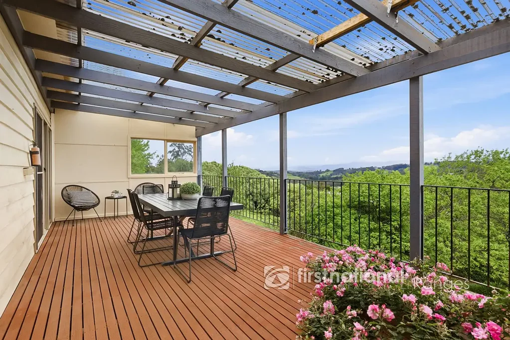 13 Henderson Hill Road, Silvan, VIC 3795
