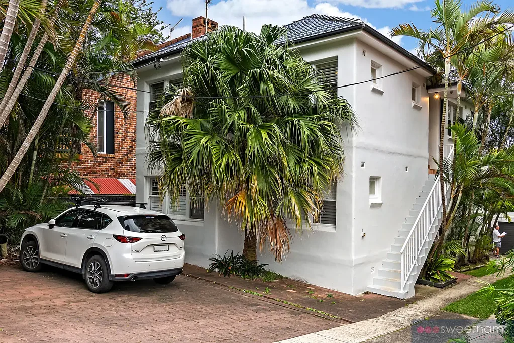 Ideally Located – With All That Freshwater Has to Offer at Your Doorstep