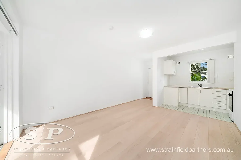 Fully Renovated One Bedroom Unit