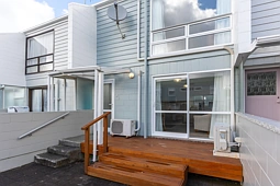 12/4 Dr Taylor Terrace, Johnsonville