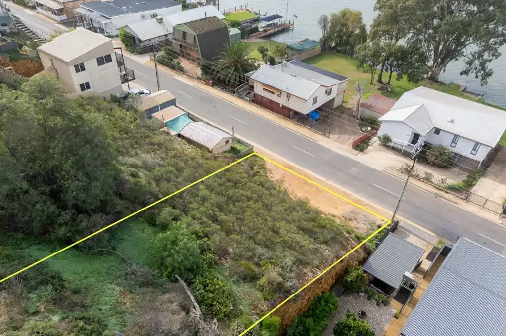 Mannum  Vacant Land - Desirable River Lane Location