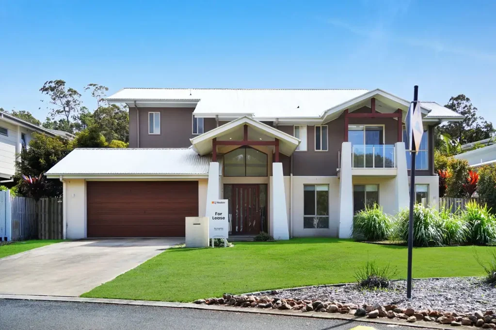 Live the dream in Coomera Waters!