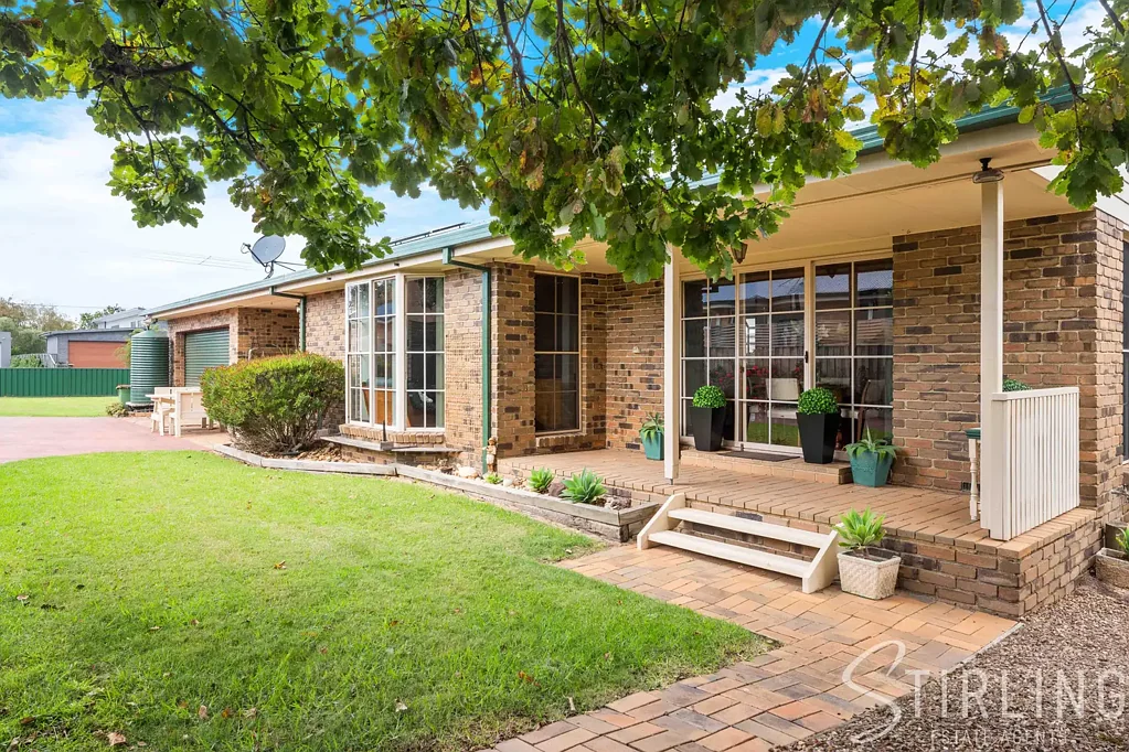 18 Mickle Street, Tooradin, VIC 3980