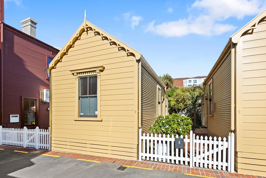 Te Aro 1 Bedroom PETITE COTTAGE, BIG LIFESTYLE IN CUBA!!