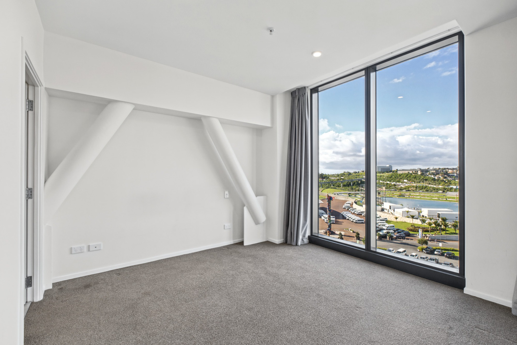 605/770A Great South Road, Wiri, photo 2