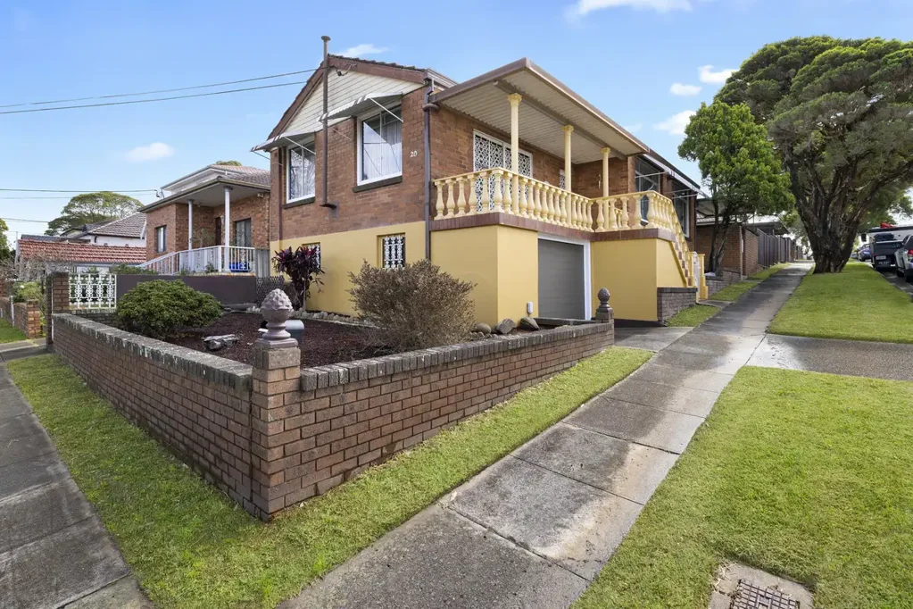 Croydon Park 3 Bedroom Elevated Blue Ribbon Location with District Views