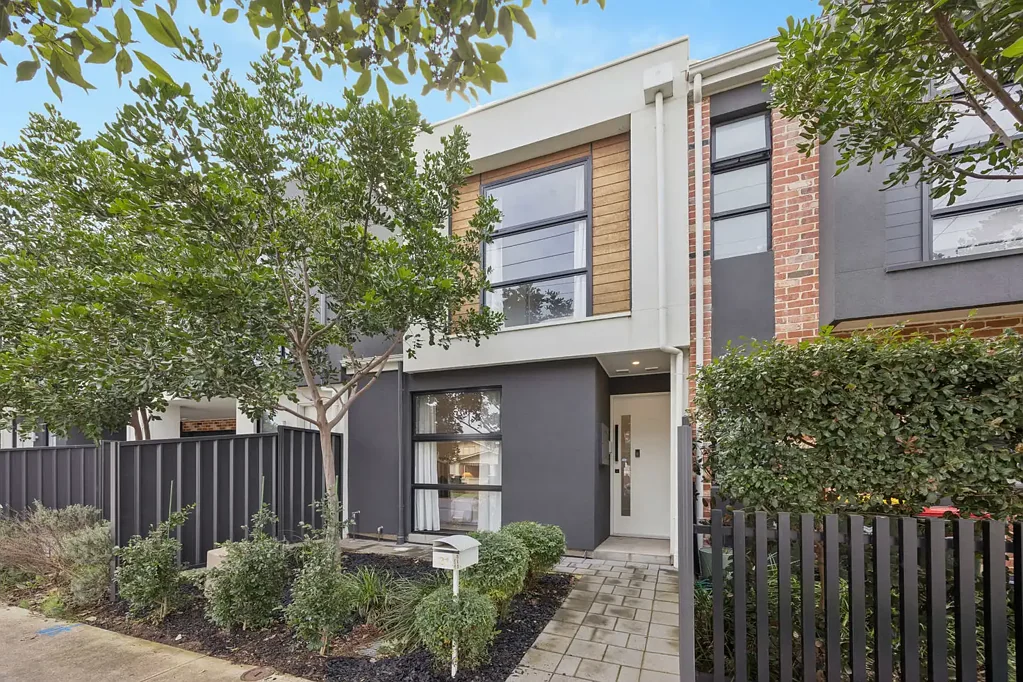 Richmond 4ਬੈੱਡਰੂਮ Spacious Low Maintenance Living on the City Fringe