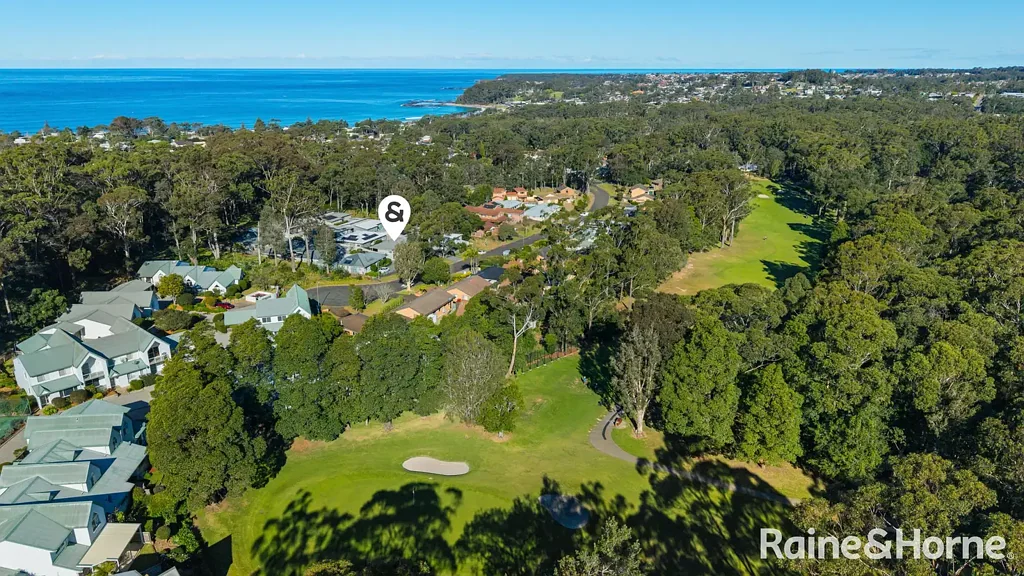 1/10 Augusta Place, Mollymook Beach, NSW 2539