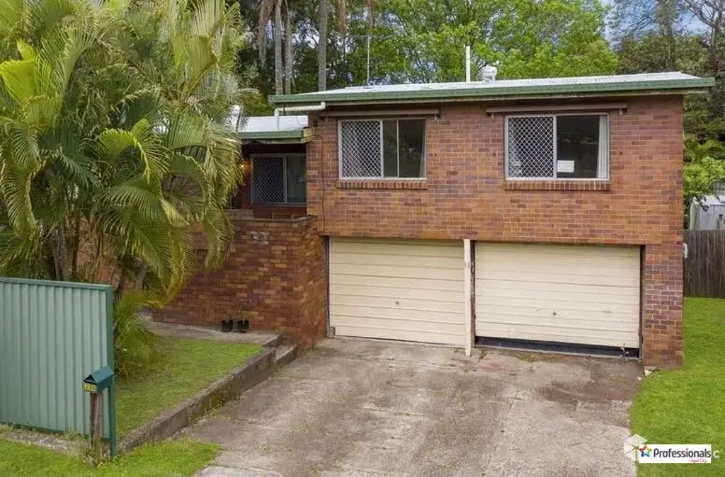 Fantastic Family home With Great Location!