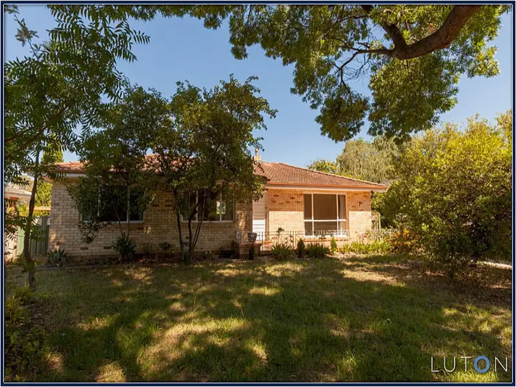 PERFECT FAMILY HOME!