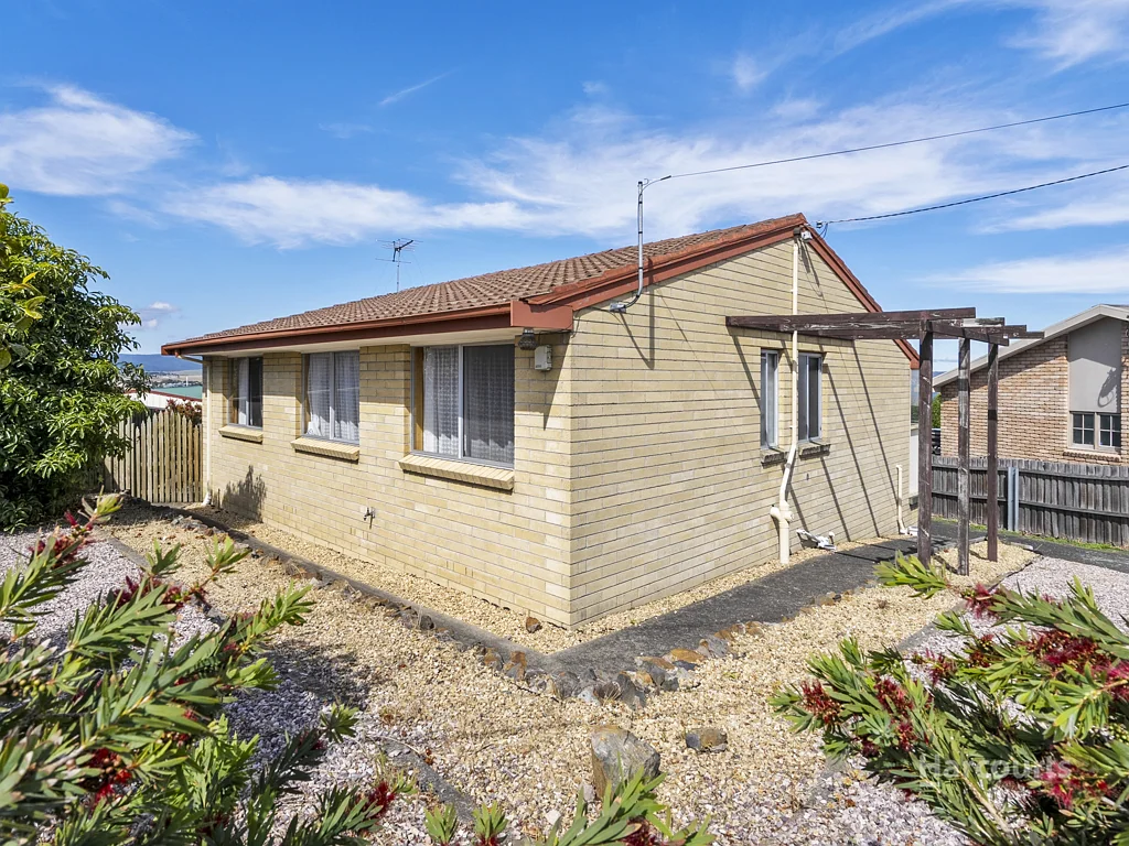 27 Second Avenue, Midway Point, TAS 7171