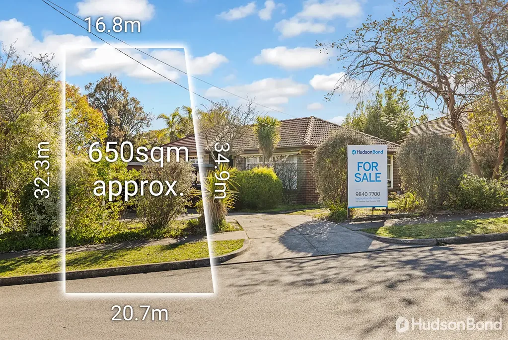 Doncaster East 3ਬੈੱਡਰੂਮ Endless Potential in a Prime Doncaster East Pocket