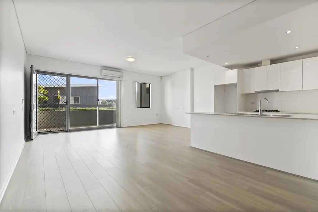MODERN & STYLISH APARTMENT!