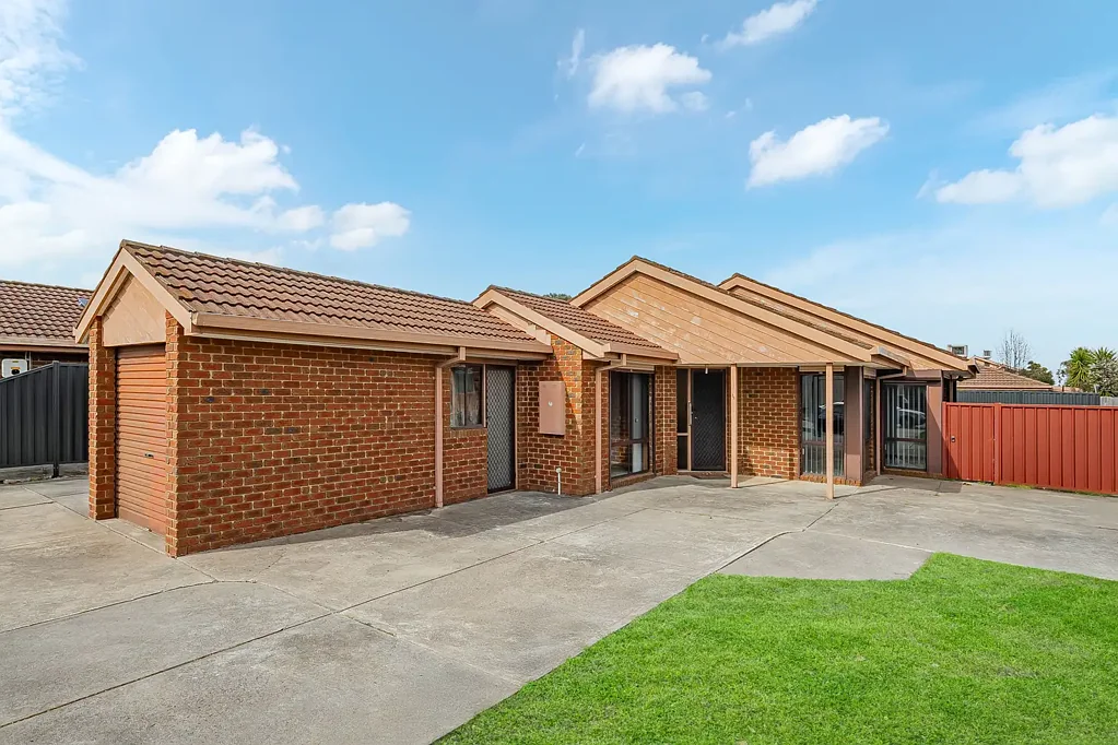 Craigieburn 3ਬੈੱਡਰੂਮ Outstanding Opportunity with Endless Potential!