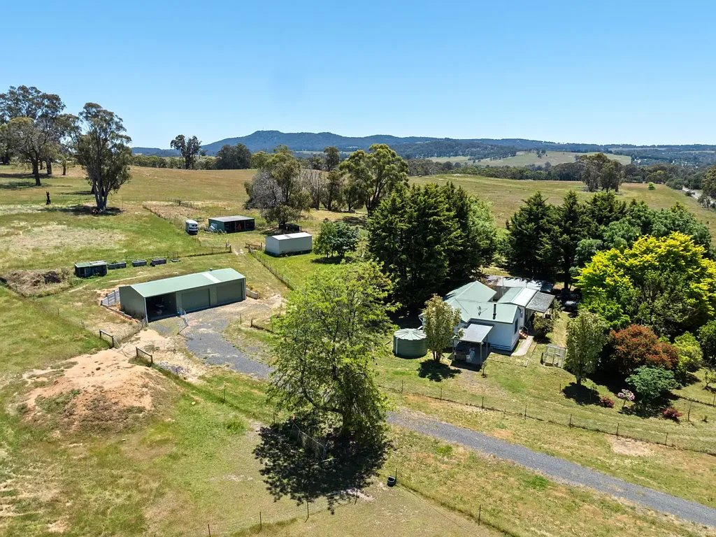 Strathbogie Strathbogie Tablelands – Productive 8.4 Acres  - Comfortable Home with Dual Living - Bore Water -Shedding