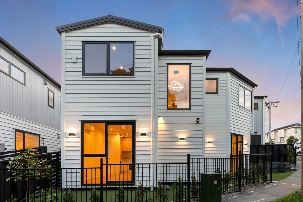 Onehunga 4房  New 4-Bed Townhouse! One Tree Hill Border.