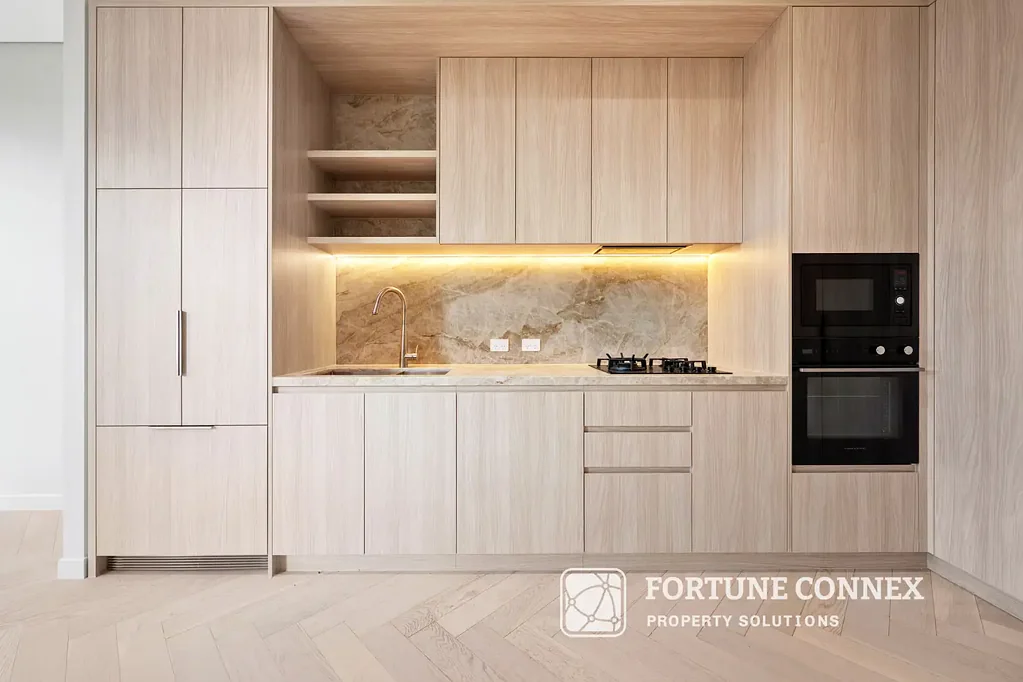 Brand New Luxury 2-Bedroom Apartment with Large Courtyard