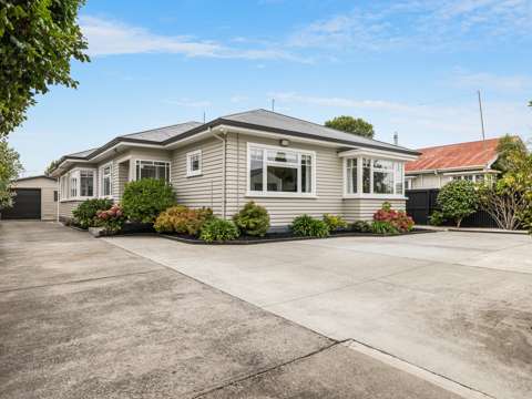 Saint Albans 4房  Stylish and Secure Family Home